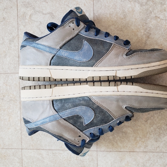 Nike Dunk Low (LTD) - Picture 6 of 8